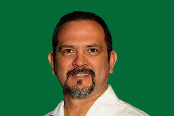 Dr. Moisés Hussein Chávez Hernández